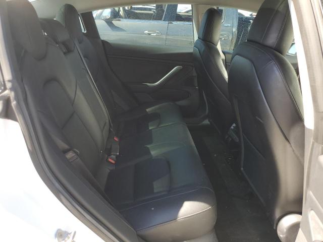 Photo 9 VIN: 5YJ3E1EB2JF067796 - TESLA MODEL 3 