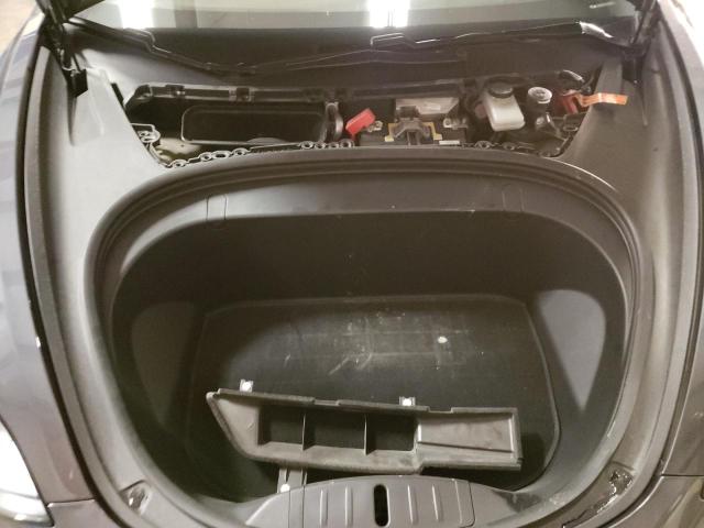 Photo 10 VIN: 5YJ3E1EB2JF077194 - TESLA MODEL 3 