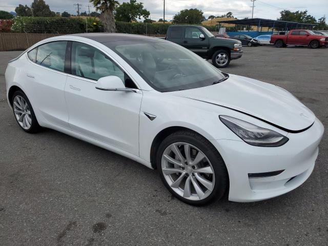 Photo 3 VIN: 5YJ3E1EB2JF101106 - TESLA MODEL 3 