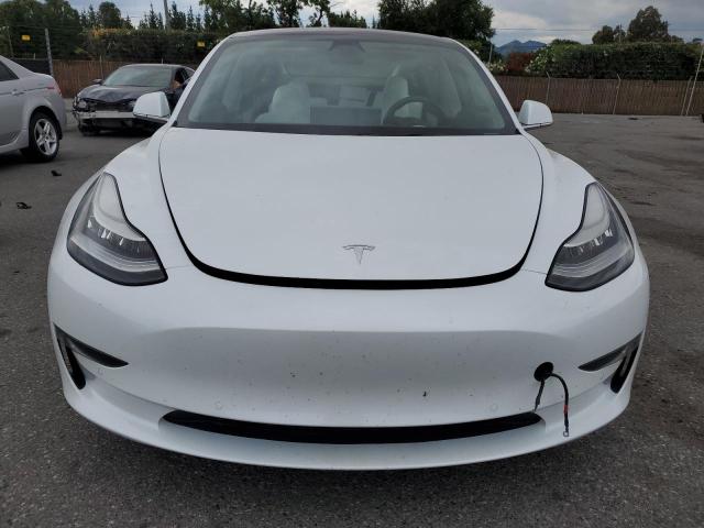 Photo 4 VIN: 5YJ3E1EB2JF101106 - TESLA MODEL 3 