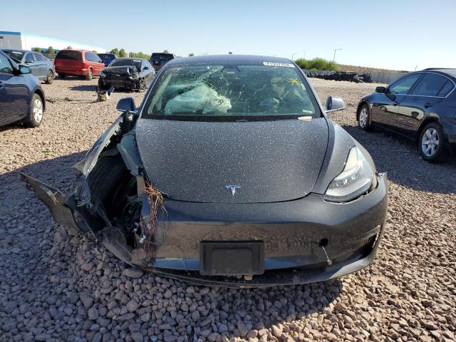 Photo 4 VIN: 5YJ3E1EB2JF113899 - TESLA MODEL 3 