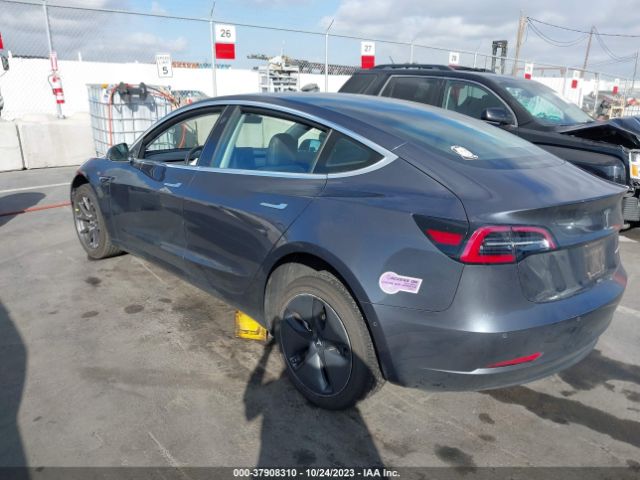 Photo 2 VIN: 5YJ3E1EB2JF119217 - TESLA MODEL 3 