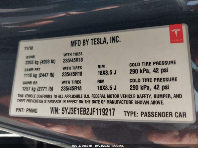 Photo 8 VIN: 5YJ3E1EB2JF119217 - TESLA MODEL 3 