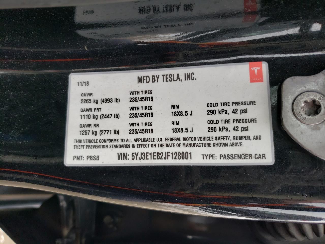 Photo 12 VIN: 5YJ3E1EB2JF128001 - TESLA MODEL 3 