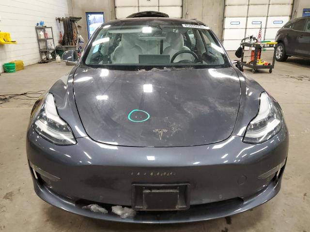 Photo 4 VIN: 5YJ3E1EB2JF183922 - TESLA MODEL 3 