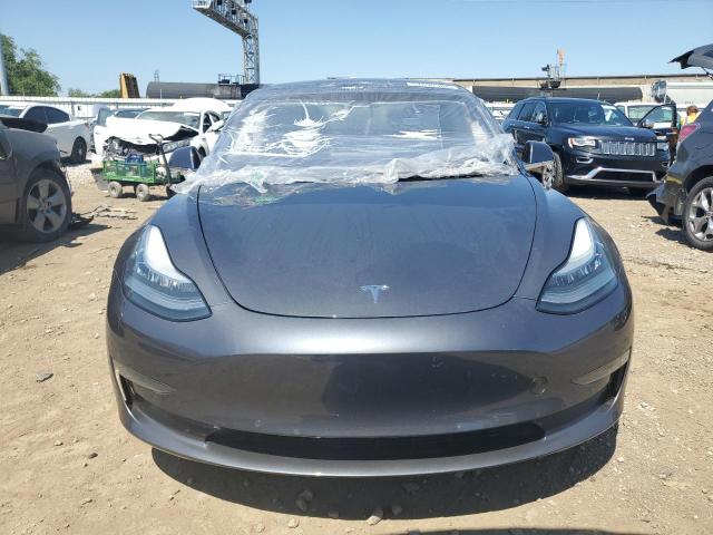 Photo 4 VIN: 5YJ3E1EB2JF185251 - TESLA MODEL 3 