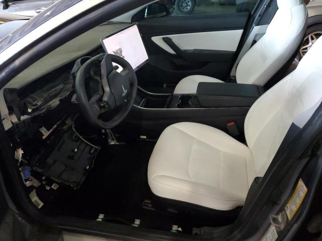 Photo 4 VIN: 5YJ3E1EB2JF188182 - TESLA MODEL 3 