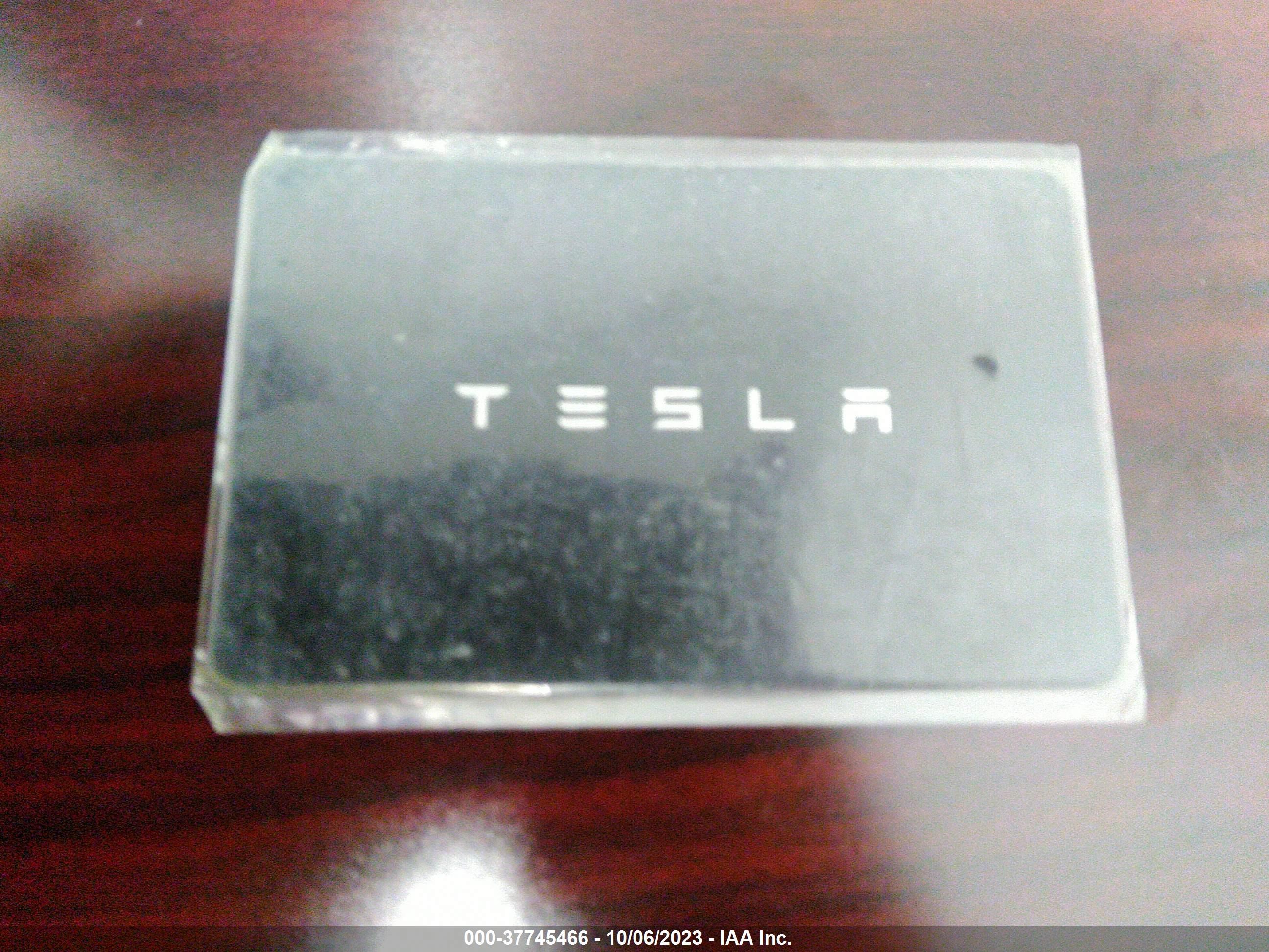 Photo 9 VIN: 5YJ3E1EB2KF211526 - TESLA MODEL 3 