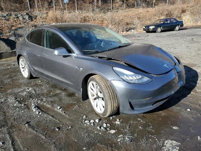 Photo 3 VIN: 5YJ3E1EB2KF389453 - TESLA MODEL 3 