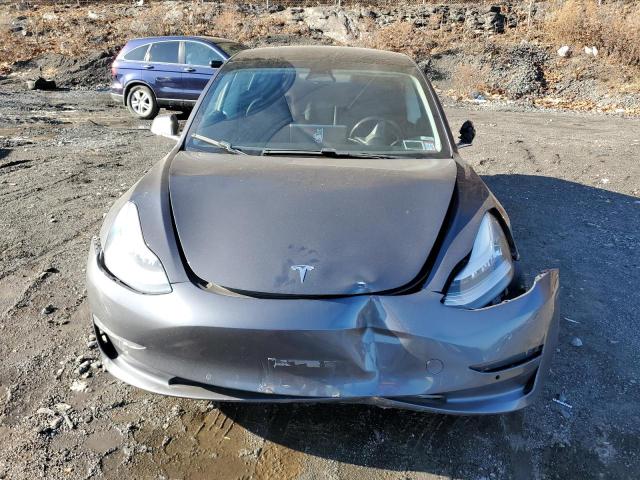 Photo 4 VIN: 5YJ3E1EB2KF389453 - TESLA MODEL 3 