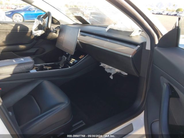 Photo 4 VIN: 5YJ3E1EB2KF477497 - TESLA MODEL 3 