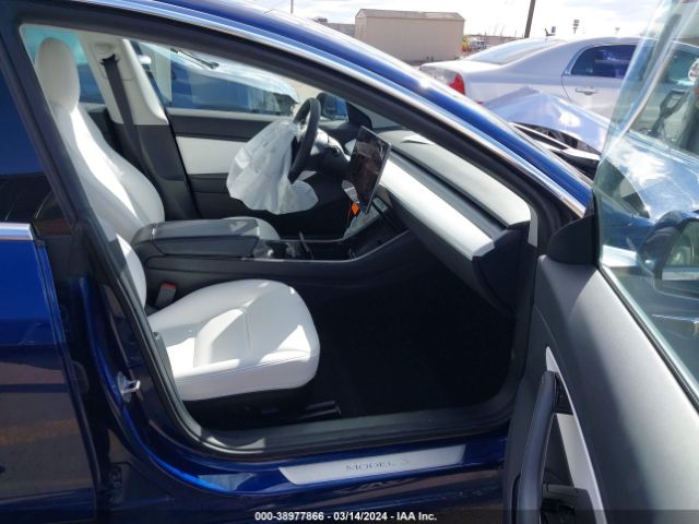 Photo 4 VIN: 5YJ3E1EB2LF640201 - TESLA MODEL 3 