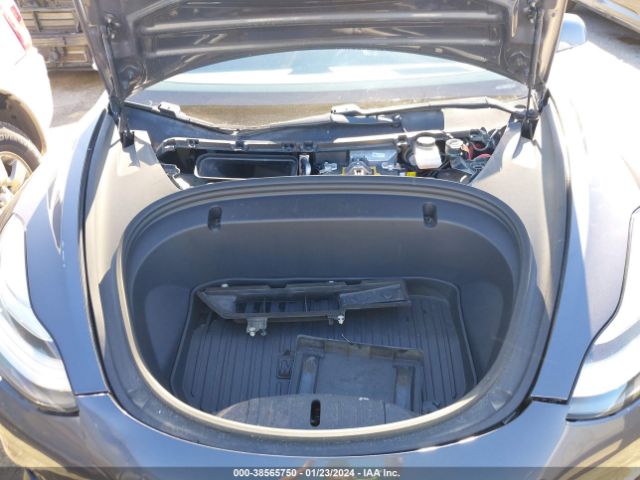 Photo 9 VIN: 5YJ3E1EB2LF646502 - TESLA MODEL 3 