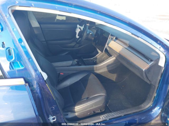 Photo 4 VIN: 5YJ3E1EB2LF667690 - TESLA MODEL 3 