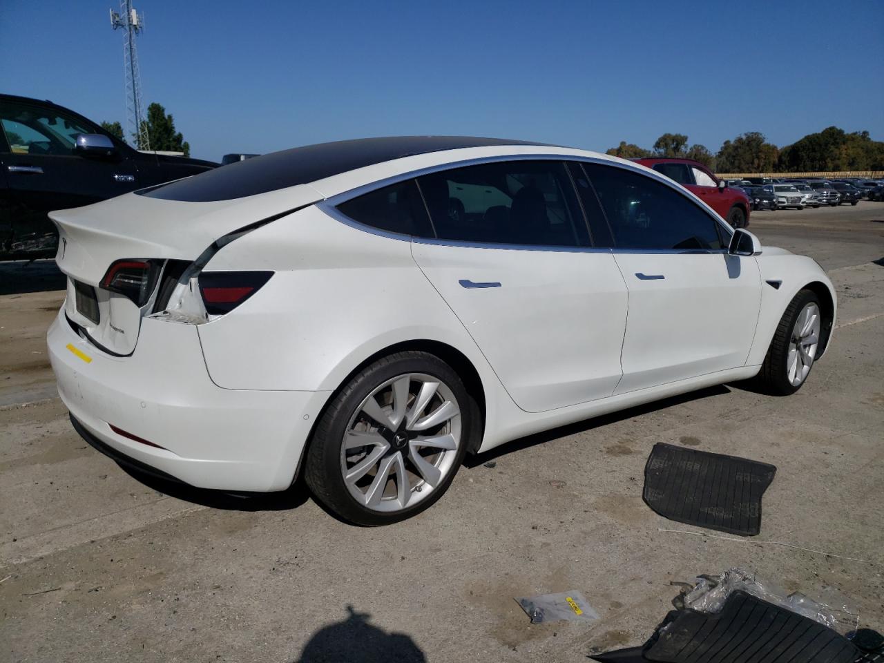 Photo 2 VIN: 5YJ3E1EB2LF746793 - TESLA MODEL 3 