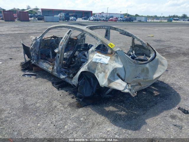 Photo 2 VIN: 5YJ3E1EB2LF790843 - TESLA MODEL 3 