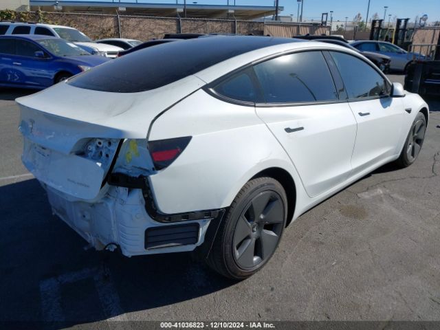 Photo 3 VIN: 5YJ3E1EB2MF063221 - TESLA MODEL 3 