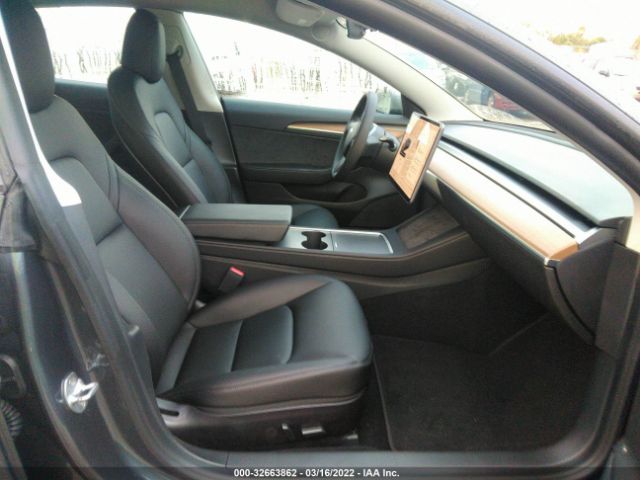 Photo 4 VIN: 5YJ3E1EB2MF085526 - TESLA MODEL 3 