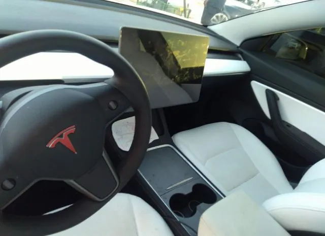 Photo 6 VIN: 5YJ3E1EB2MF849939 - TESLA MODEL 3 