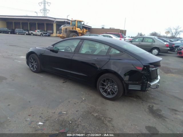 Photo 2 VIN: 5YJ3E1EB2MF975640 - TESLA MODEL 3 