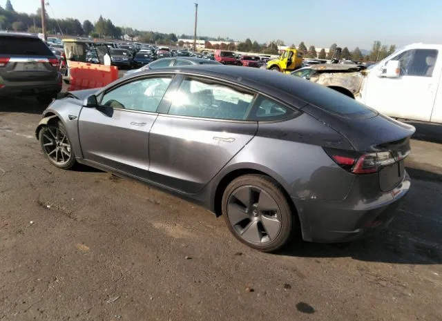 Photo 2 VIN: 5YJ3E1EB2MF995922 - TESLA MODEL 3 