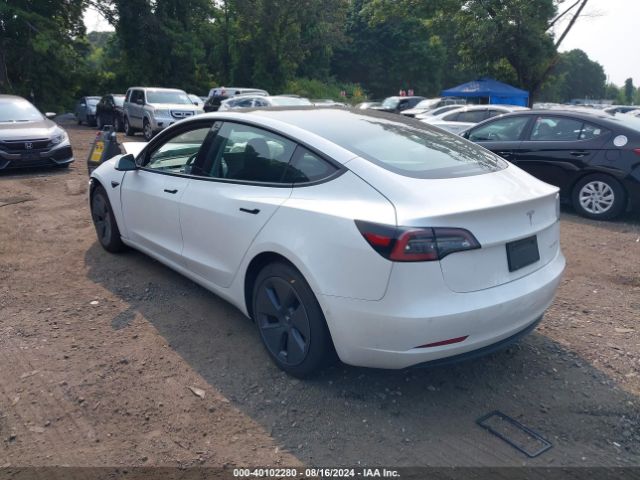 Photo 2 VIN: 5YJ3E1EB2NF106912 - TESLA MODEL 3 