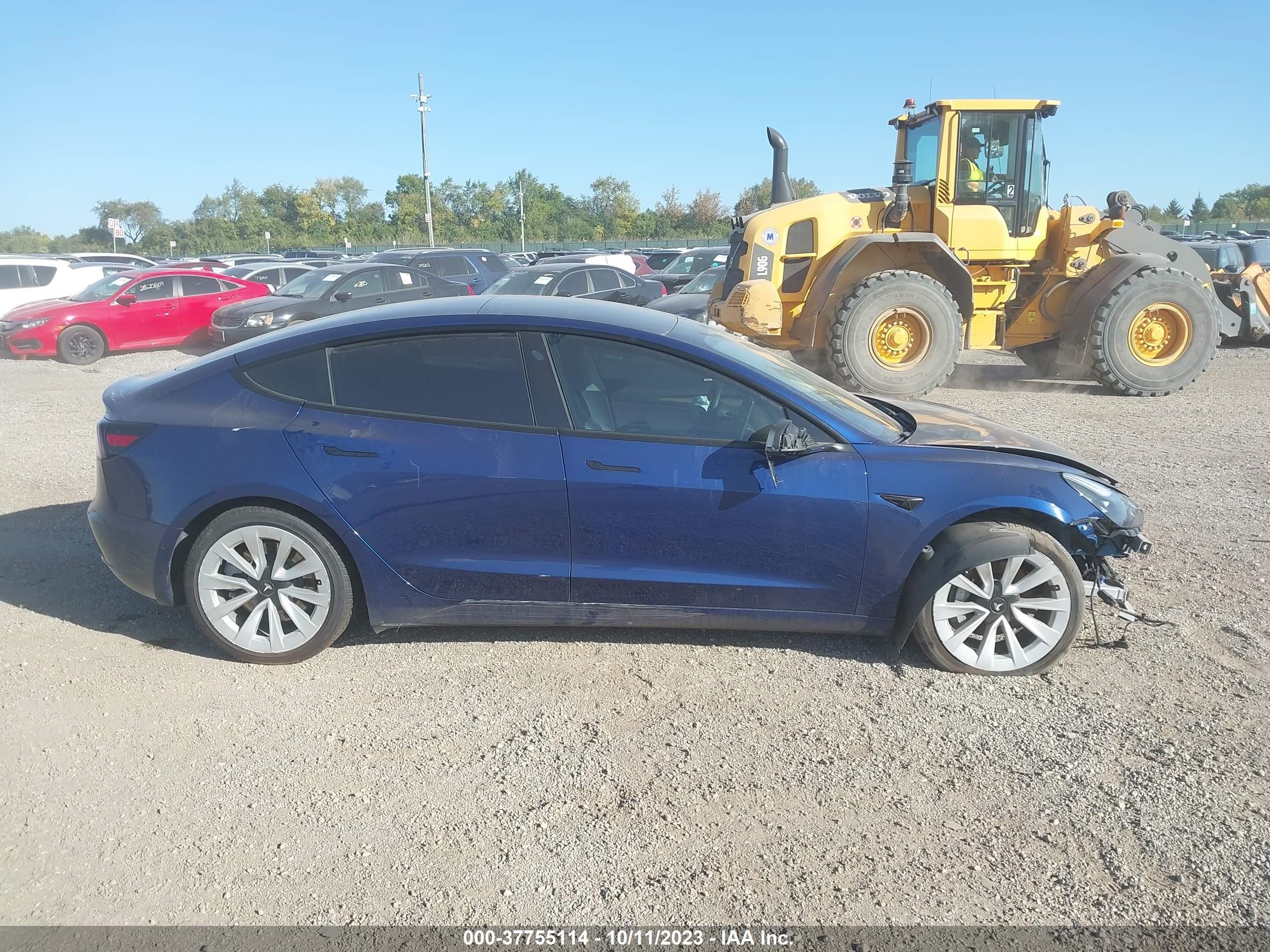 Photo 11 VIN: 5YJ3E1EB2NF114685 - TESLA MODEL 3 