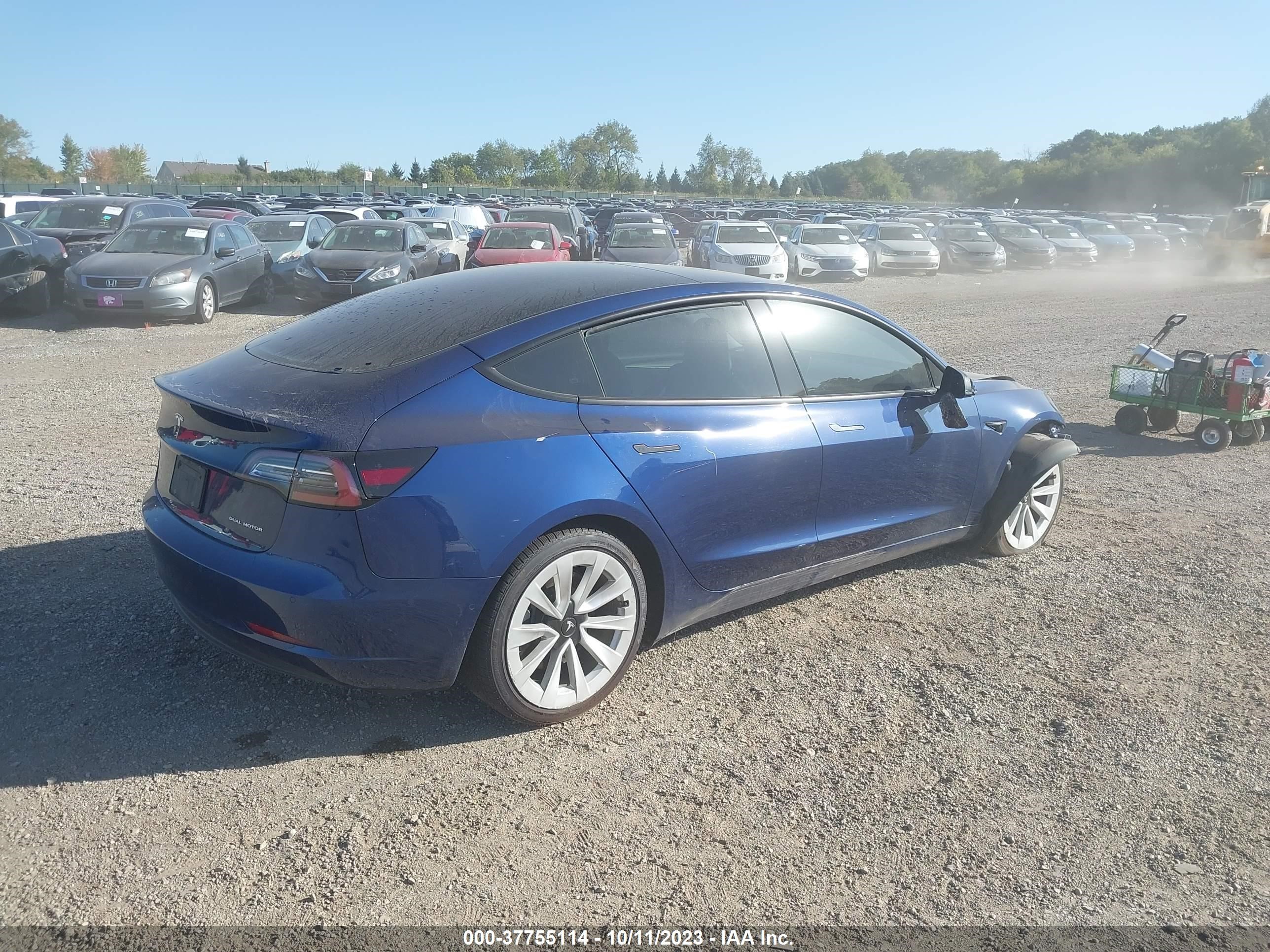 Photo 3 VIN: 5YJ3E1EB2NF114685 - TESLA MODEL 3 