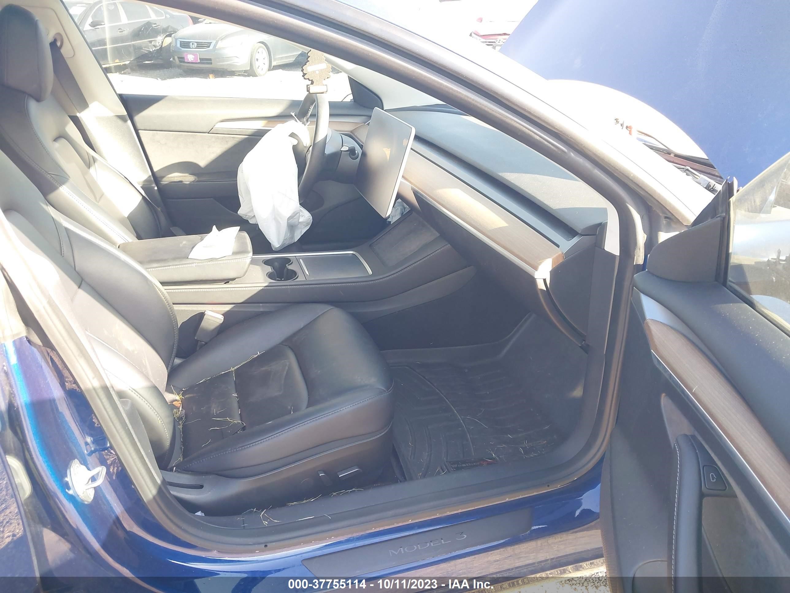 Photo 4 VIN: 5YJ3E1EB2NF114685 - TESLA MODEL 3 