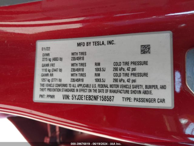 Photo 8 VIN: 5YJ3E1EB2NF158587 - TESLA MODEL 3 