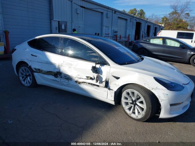 Photo 5 VIN: 5YJ3E1EB2NF287638 - TESLA MODEL 3 