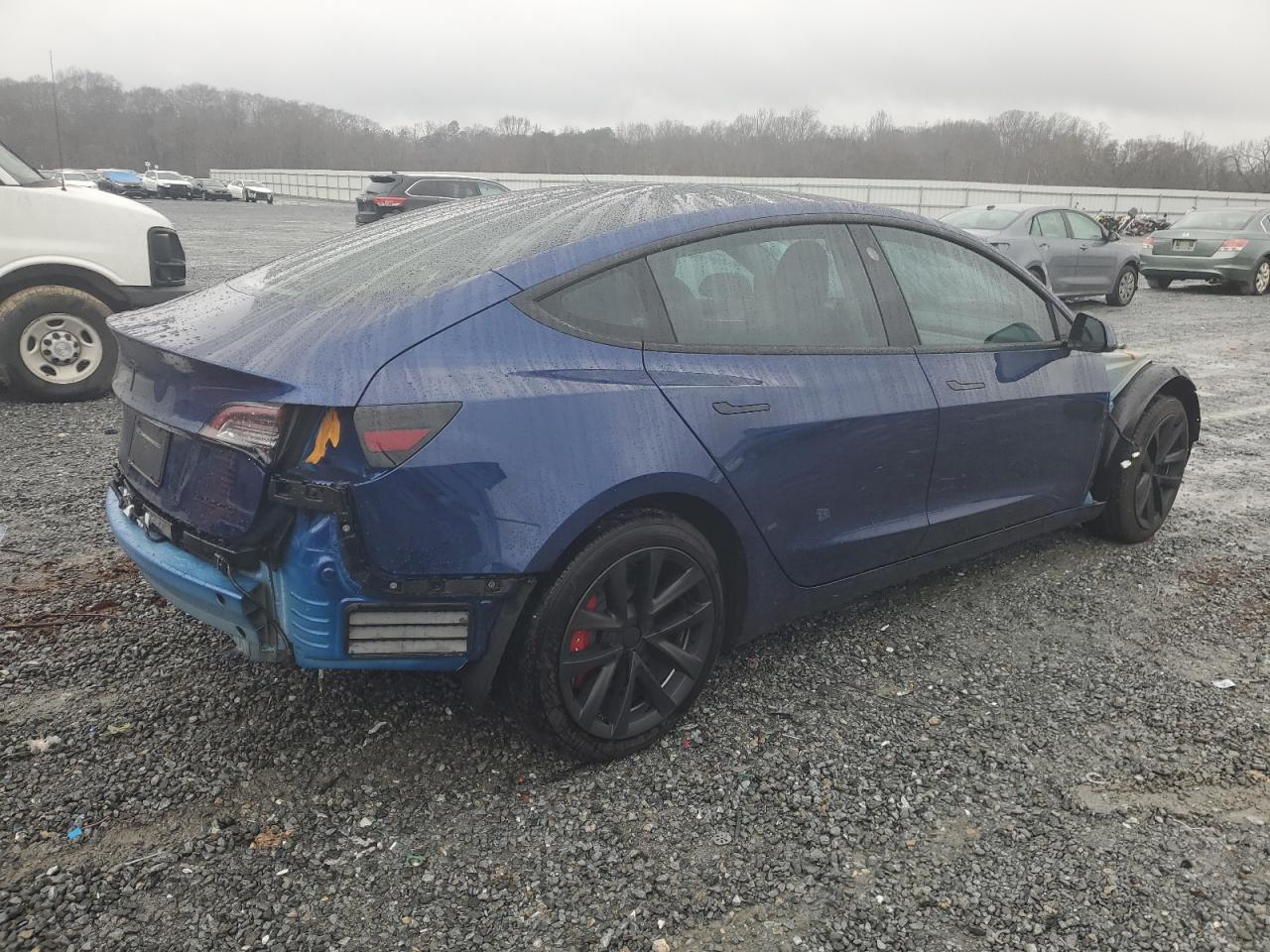 Photo 2 VIN: 5YJ3E1EB2NF323294 - TESLA MODEL 3 