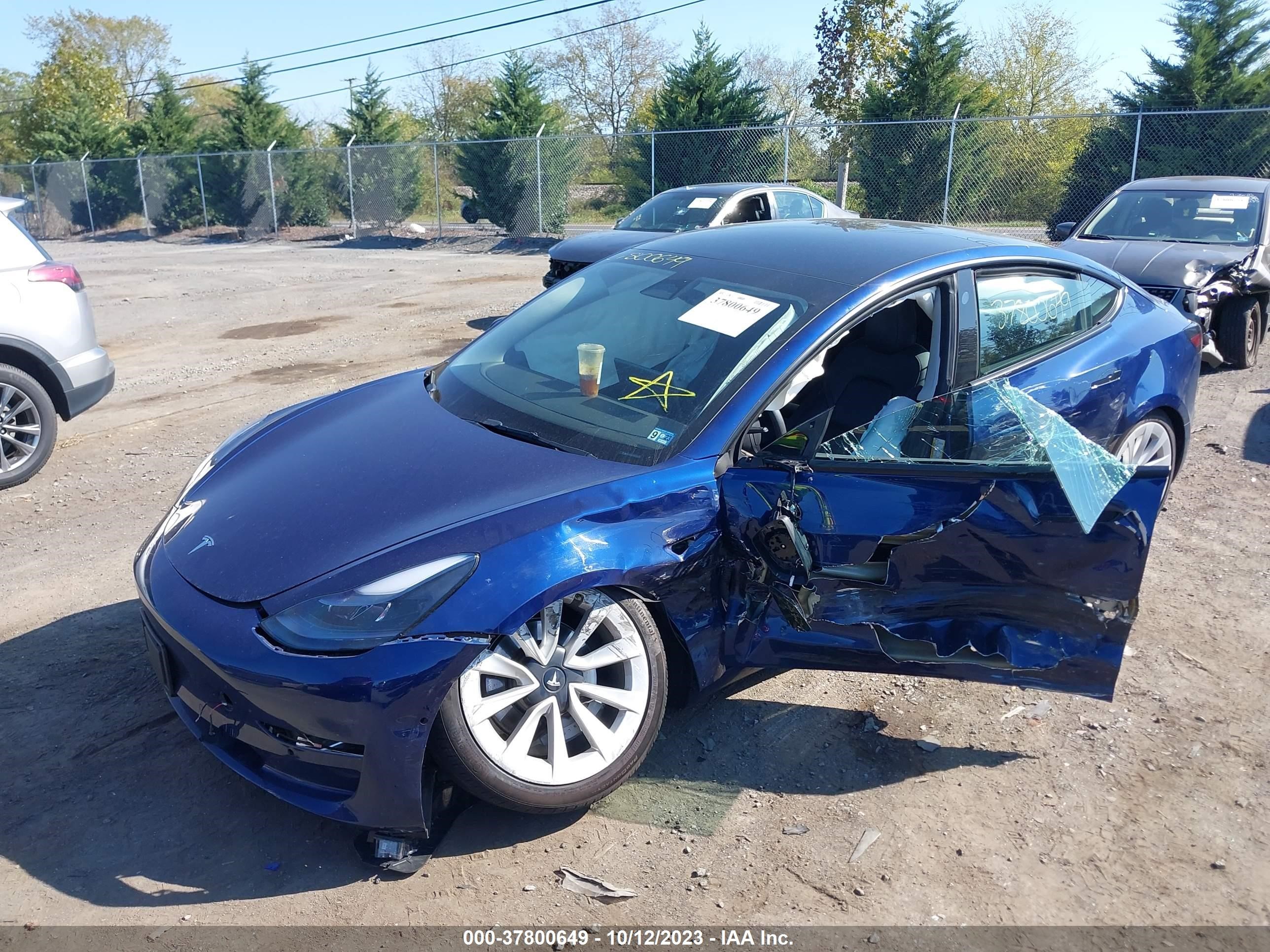 Photo 1 VIN: 5YJ3E1EB2NF339592 - TESLA MODEL 3 