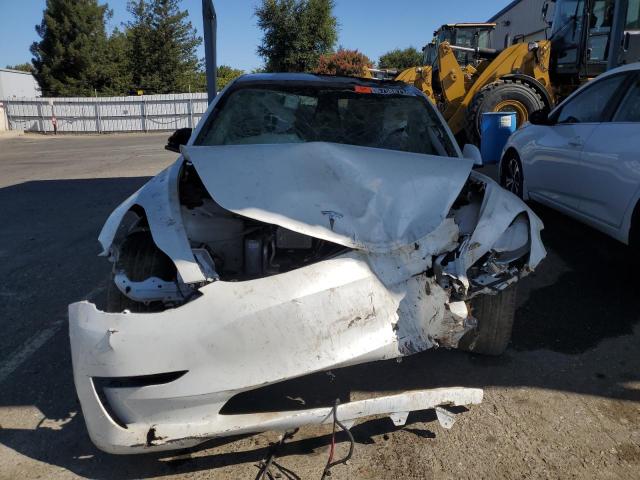 Photo 4 VIN: 5YJ3E1EB2PF456091 - TESLA MODEL 3 