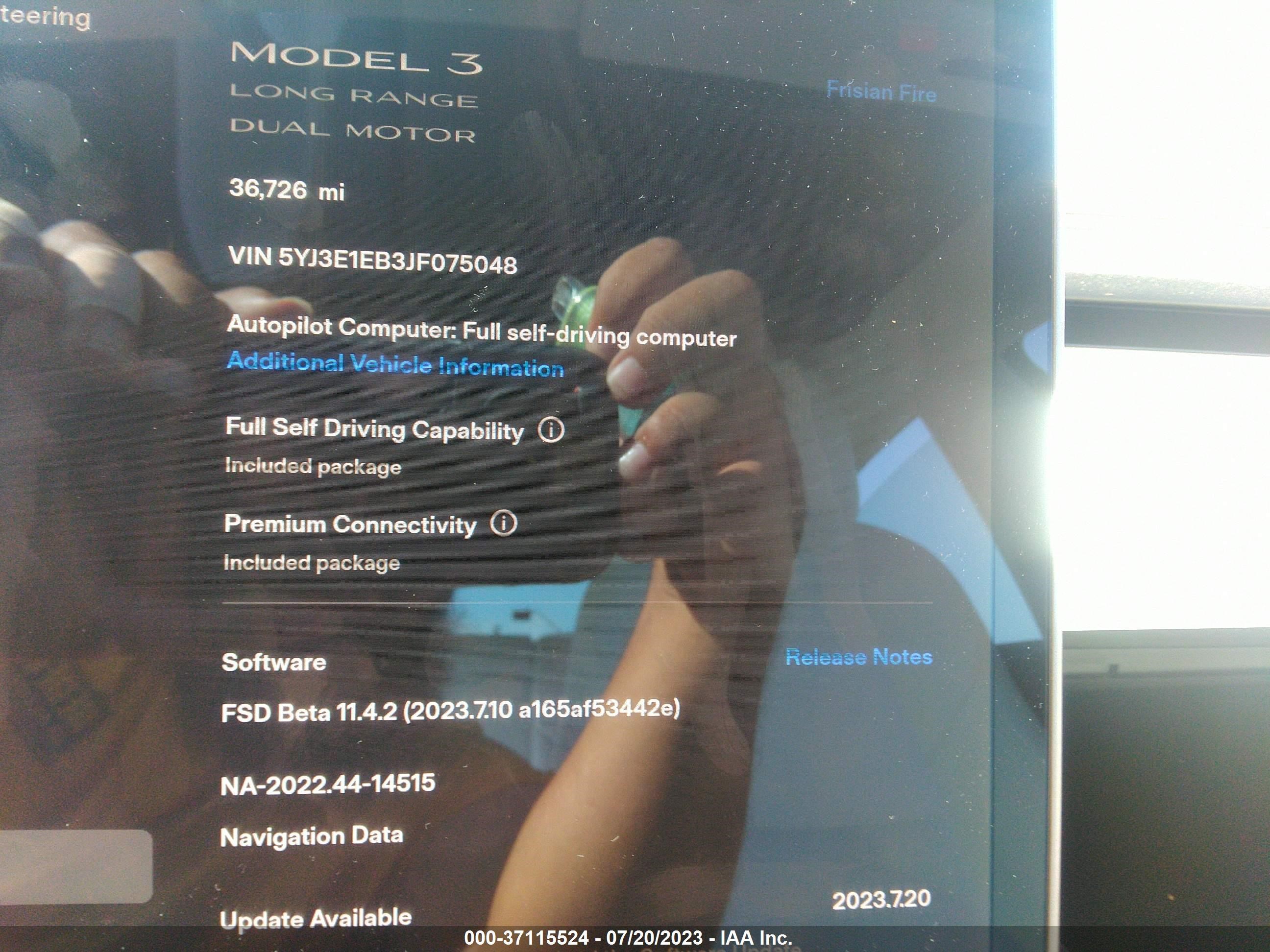 Photo 16 VIN: 5YJ3E1EB3JF075048 - TESLA MODEL 3 