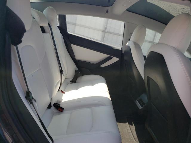 Photo 9 VIN: 5YJ3E1EB3JF085661 - TESLA MODEL 3 