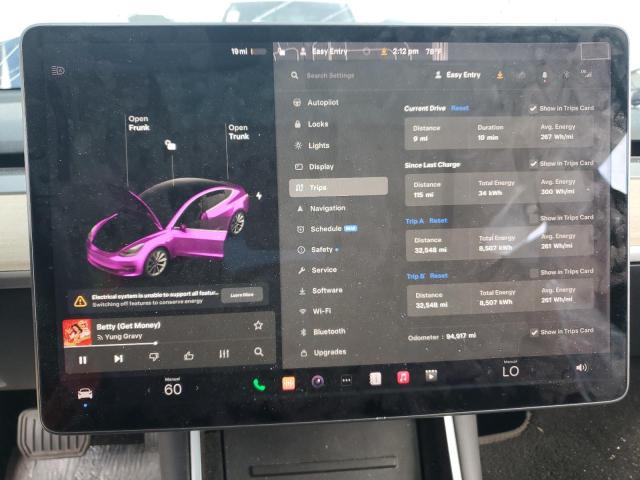 Photo 8 VIN: 5YJ3E1EB3JF088981 - TESLA MODEL 3 