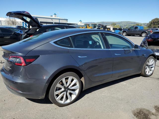 Photo 2 VIN: 5YJ3E1EB3JF090729 - TESLA MODEL 3 