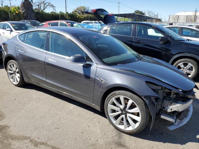 Photo 3 VIN: 5YJ3E1EB3JF090729 - TESLA MODEL 3 