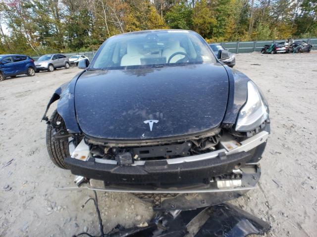 Photo 4 VIN: 5YJ3E1EB3JF112874 - TESLA MODEL 3 