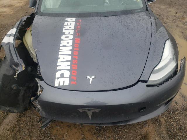 Photo 10 VIN: 5YJ3E1EB3JF113944 - TESLA MODEL 3 