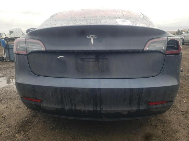 Photo 5 VIN: 5YJ3E1EB3JF113944 - TESLA MODEL 3 