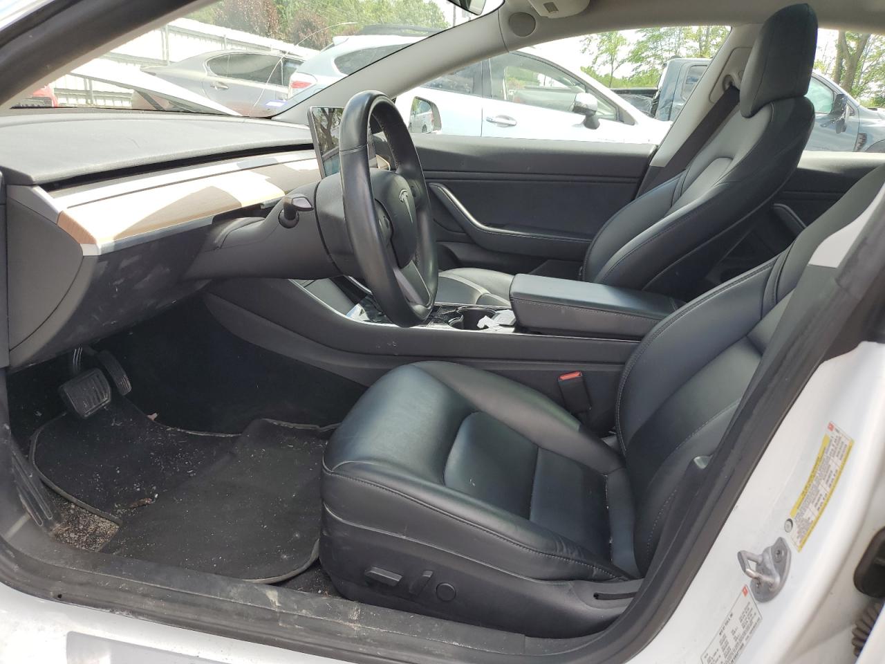 Photo 6 VIN: 5YJ3E1EB3JF115533 - TESLA MODEL 3 