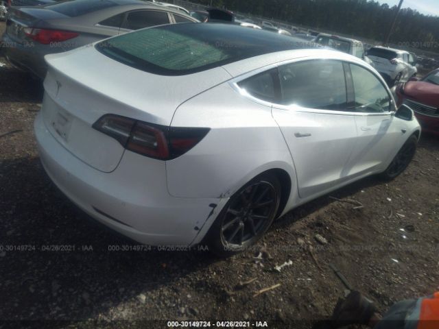 Photo 3 VIN: 5YJ3E1EB3JF115581 - TESLA MODEL 3 