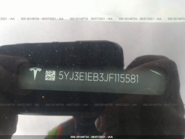 Photo 8 VIN: 5YJ3E1EB3JF115581 - TESLA MODEL 3 