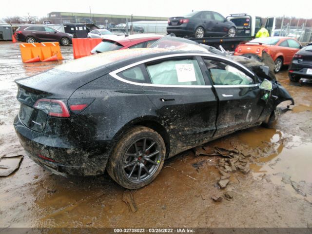 Photo 3 VIN: 5YJ3E1EB3JF127911 - TESLA MODEL 3 