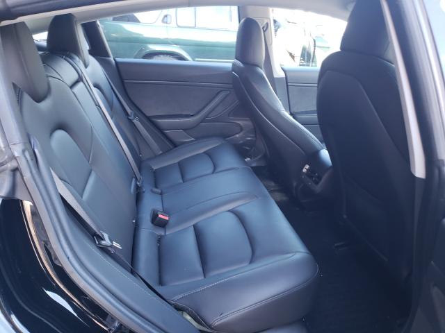 Photo 5 VIN: 5YJ3E1EB3JF182259 - TESLA MODEL 3 