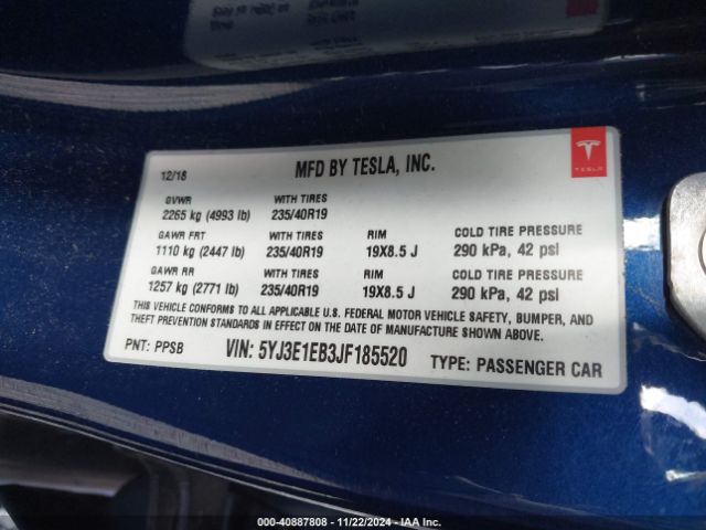 Photo 8 VIN: 5YJ3E1EB3JF185520 - TESLA MODEL 3 