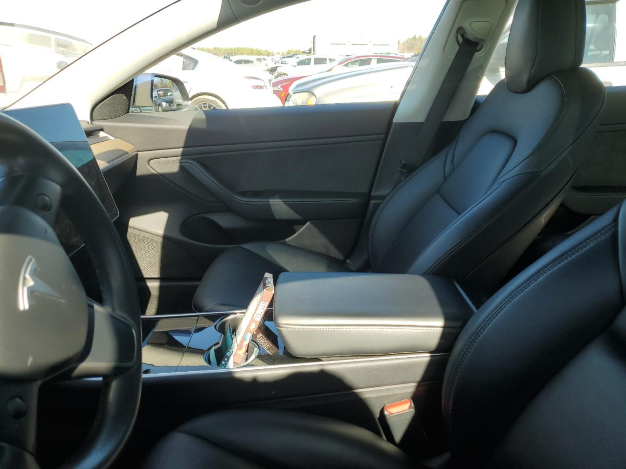 Photo 6 VIN: 5YJ3E1EB3KF364884 - TESLA MODEL 3 