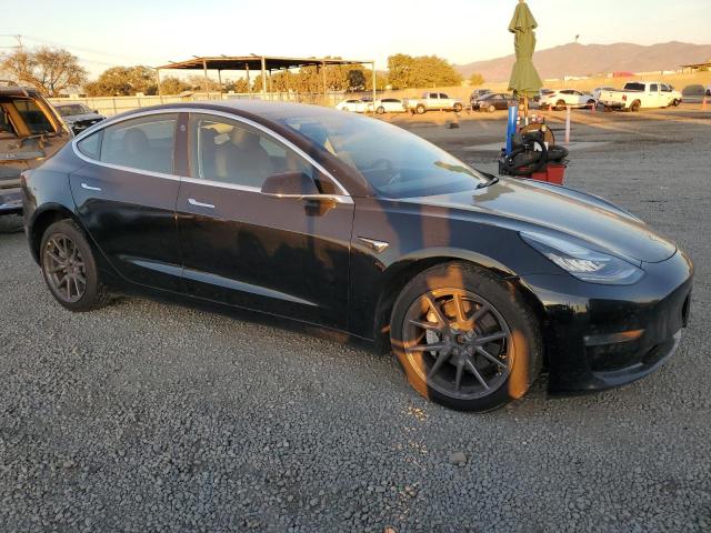 Photo 3 VIN: 5YJ3E1EB3KF384410 - TESLA MODEL 3 